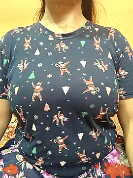 Snapshot of CUTE_SOPHIA- chatting on June 24, 2:10 am CUTE SOPHIA- online show from June 24, 2:10 am