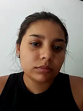 Snapshot of stefanie010 chatting on March 7, 7:11 pm stefanie010 online show from March 7, 7:11 pm