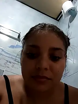 Snapshot of stefanie010 chatting on March 8, 5:50 pm stefanie010 online show from March 8, 5:50 pm