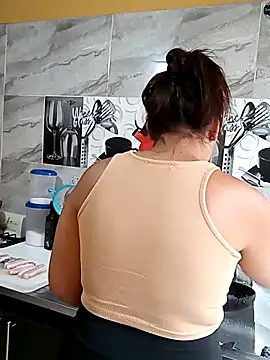 Snapshot of stefanie010 chatting on March 15, 5:30 pm stefanie010 online show from March 15, 5:30 pm