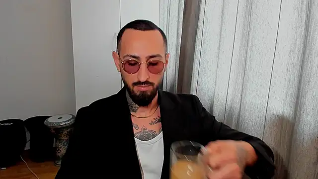 Baddfuckerr online show from January 22, 12:06 pm