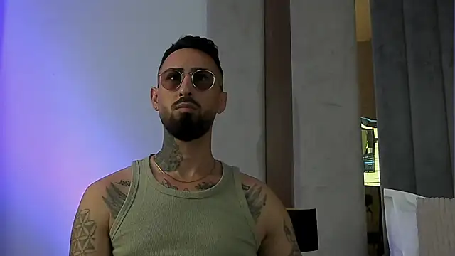 Baddfuckerr online show from September 13, 7:24 pm