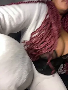 YellowHoneyDip online show from March 5, 7:54 pm