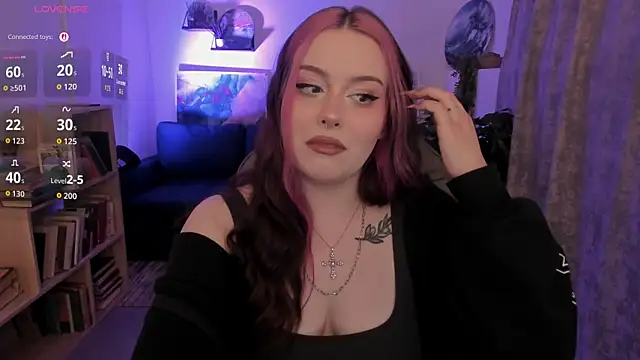 CoralineKeyns online show from July 30, 5:28 am