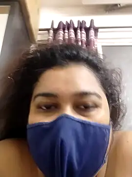 indianlisa5 online show from July 1, 9:25 pm