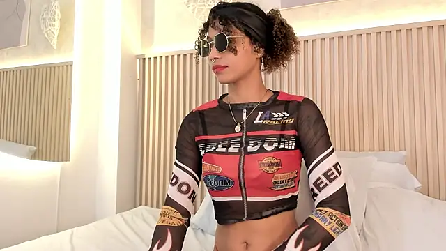 daiana curly online show from March 7, 8:06 pm