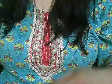 Snapshot of rehana_housewife chatting on July 14, 10:21 am rehana housewife online show from July 14, 10:21 am