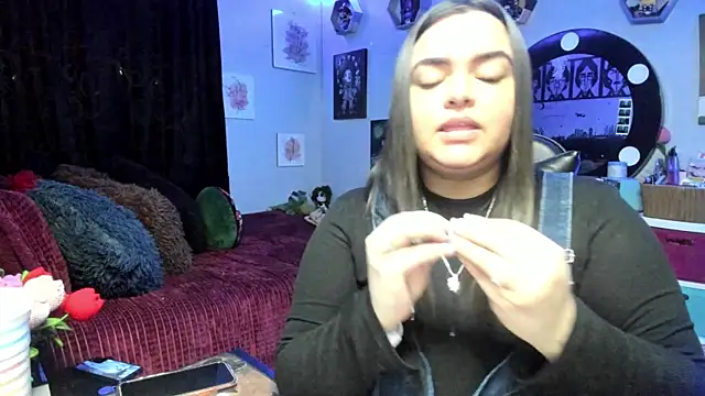 Luise Meyrink online show from March 21, 2:38 am