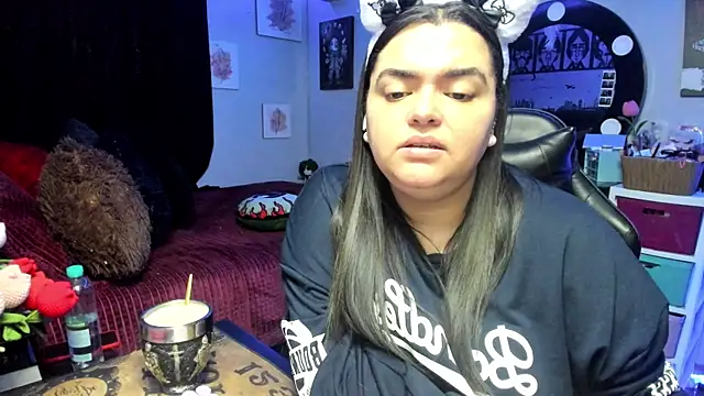 Luise Meyrink online show from April 8, 3:50 am