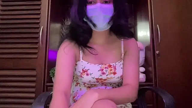 Princess Lily online show from February 1, 2:48 pm