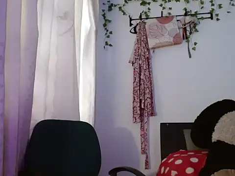Snapshot of _annie_rosse chatting on June 22, 8:39 pm annie rosse online show from June 22, 8:39 pm