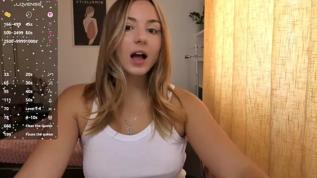 ThreeshaWhite online show from August 5, 11:13 am