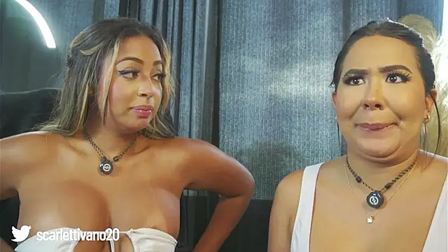 charlottelover21 online show from April 18, 7:58 pm