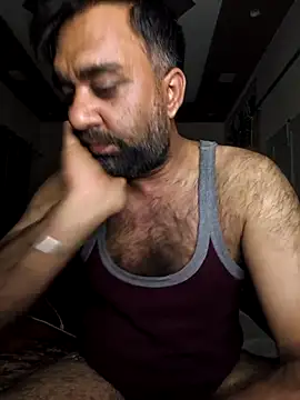 lund lol online show from March 6, 9:00 pm