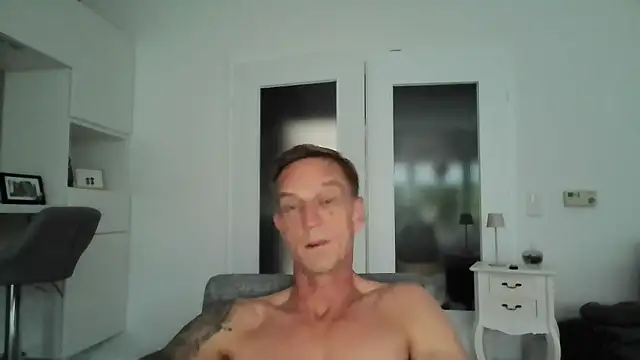 dirks71 online show from September 19, 5:13 pm