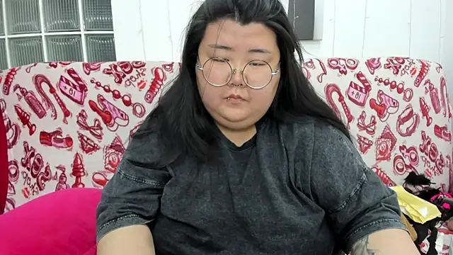 Snapshot of Nadine_asian chatting on June 26, 8:52 am Nadine asian online show from June 26, 8:52 am