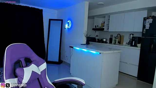 johedija online show from June 23, 11:36 pm