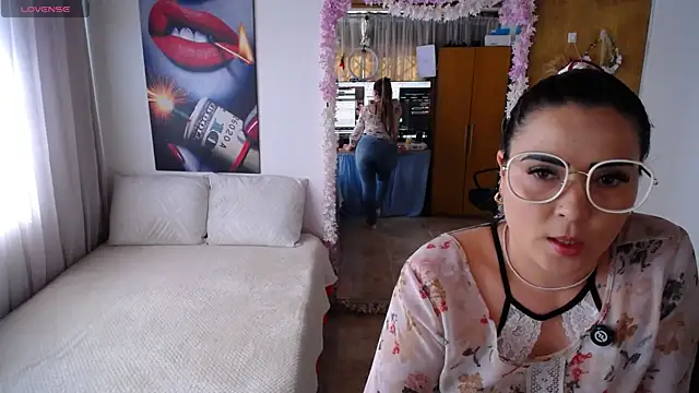 Sahory   online show from July 12, 8:11 pm