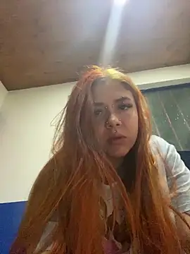 sara winehouse1 online show from March 7, 4:42 am