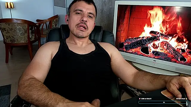 officeman7 online show from May 11, 2:12 pm