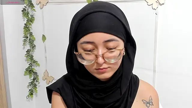 aysel elid online show from April 24, 10:23 pm