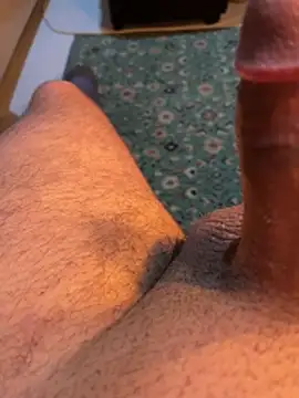 azginnn35 online show from March 20, 2:05 am