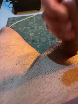 azginnn35 online show from April 14, 3:34 am