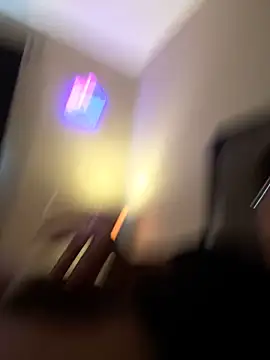 Skinnyywithbigdick online show from March 9, 6:32 pm