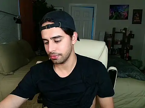 Snapshot of thonylewys chatting on July 10, 10:01 pm thonylewys online show from July 10, 10:01 pm