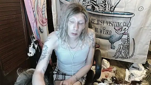 Ombeline1 online show from March 6, 9:33 pm