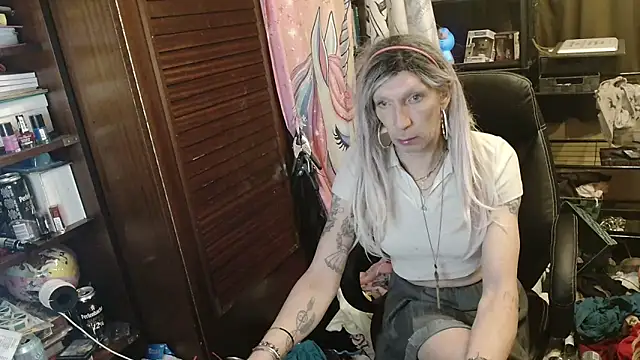 Ombeline1 online show from April 12, 1:21 am