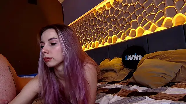 niki7377 online show from March 3, 2:37 pm