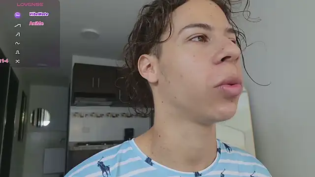 grey   27 online show from March 4, 11:38 am