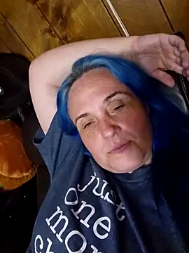 stellaquinn1775 online show from February 19, 8:16 pm