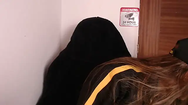 lalawhitte online show from March 19, 5:50 pm