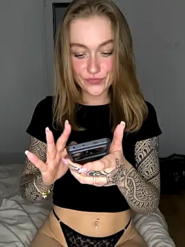 Goldloeckchen159 online show from April 22, 7:48 pm