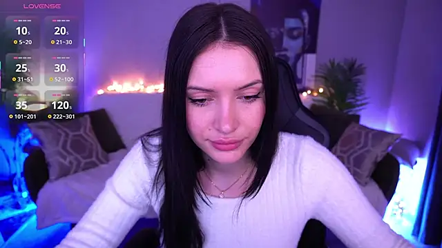 MilaSecrett online show from March 28, 1:54 pm