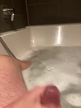 LivingLegend1978 online show from February 4, 5:19 pm