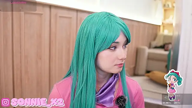 Snapshot of Sonnie_ chatting on December 18, 11:45 am Sonnie online show from December 18, 11:45 am