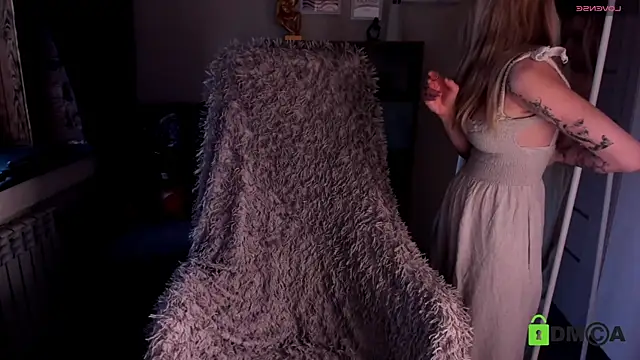 Snapshot of MalenaErnman chatting on February 5, 1:33 pm MalenaErnman online show from February 5, 1:33 pm