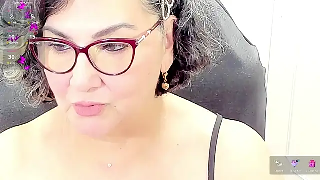 cataleya mom online show from June 3, 1:41 am
