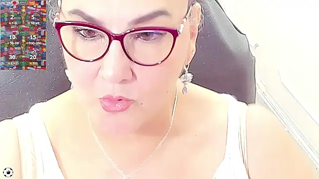 Snapshot of cataleya_mom chatting on July 2, 11:22 pm cataleya mom online show from July 2, 11:22 pm