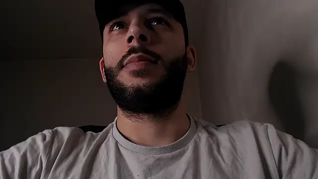 henryaxe online show from April 9, 11:15 am