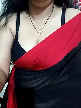Snapshot of Priya_Boudi chatting on May 3, 6:14 pm Priya Boudi online show from May 3, 6:14 pm