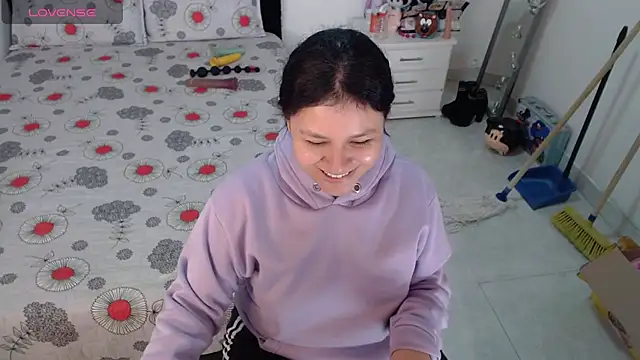 soniafuckboobs online show from April 1, 1:52 pm