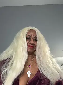 BreanaDivine online show from February 18, 5:42 pm