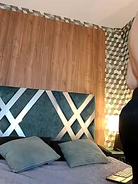 Michael magno online show from April 18, 5:28 pm