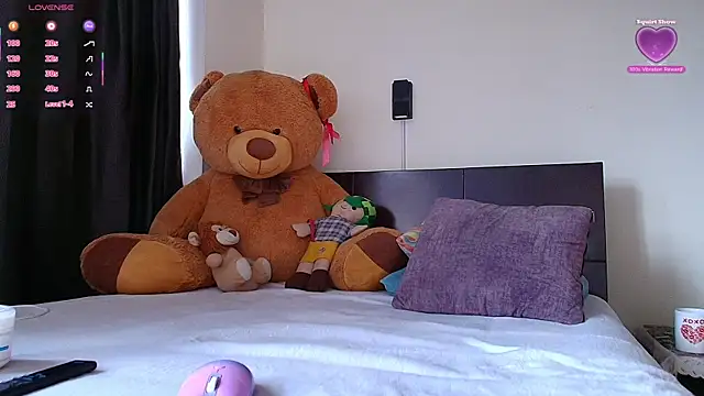 Snapshot of Samanntthaa__ chatting on June 26, 12:42 pm Samanntthaa online show from June 26, 12:42 pm