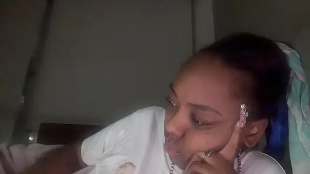 ChocolateCakeQueen online show from February 7, 1:42 am