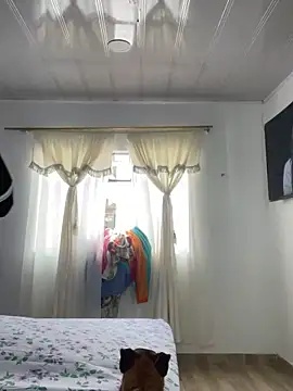 hannahb-e online show from February 21, 3:10 pm